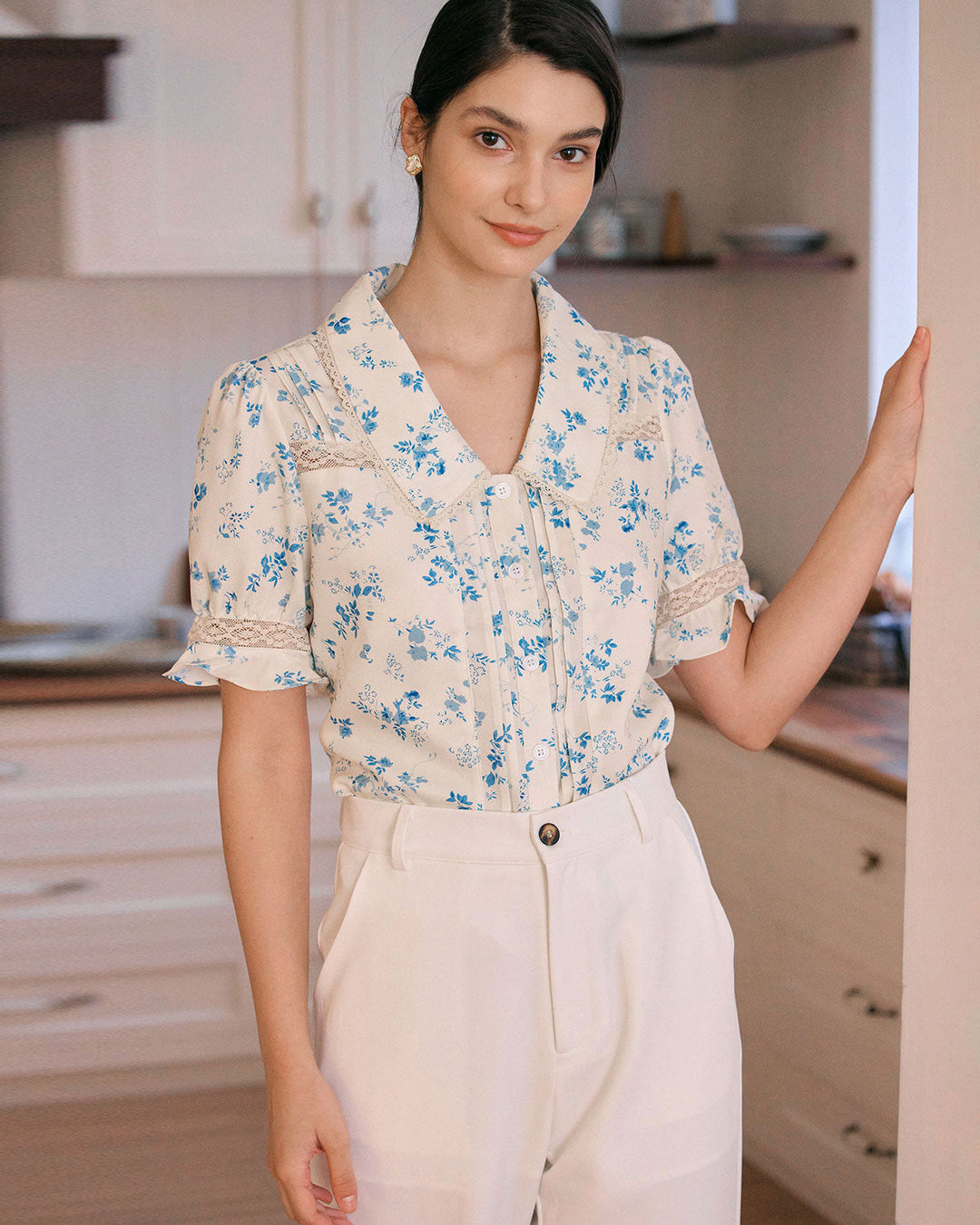 T shirt florale lussuosa donna scollo v