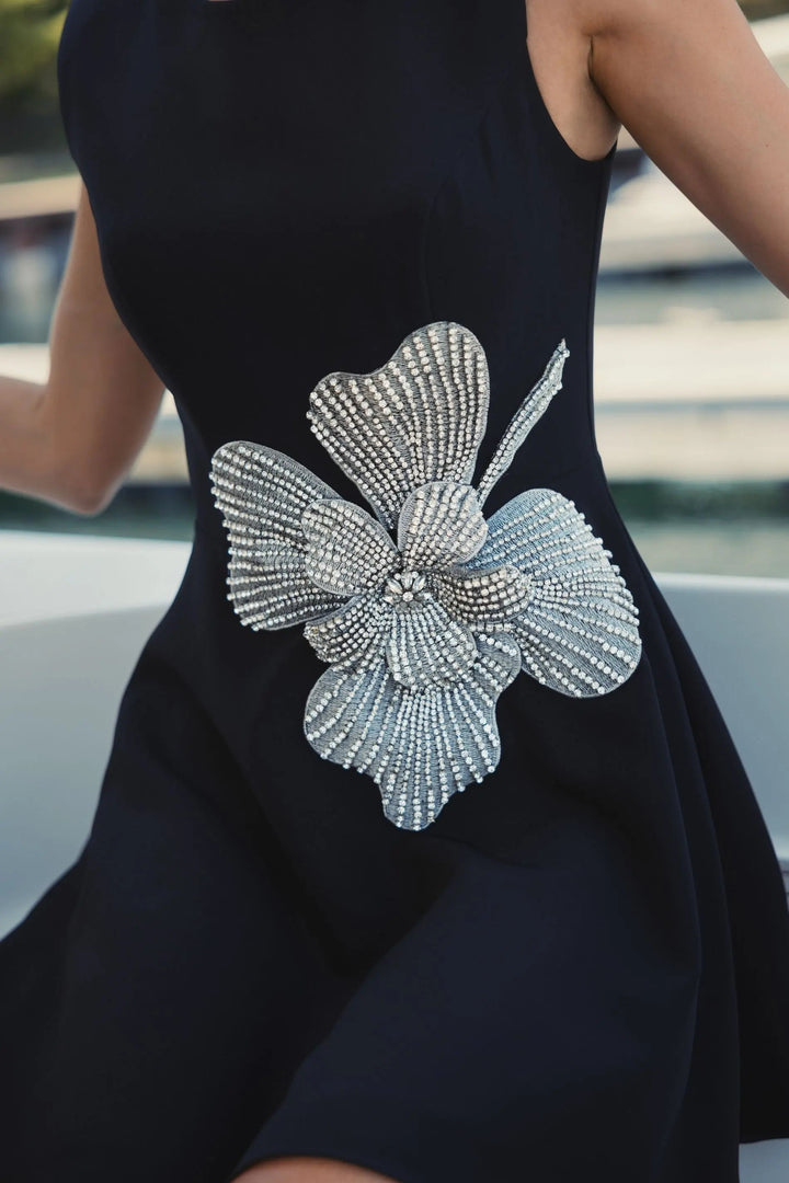 Elegante Abito Mini Nero Strass Fiore Donna