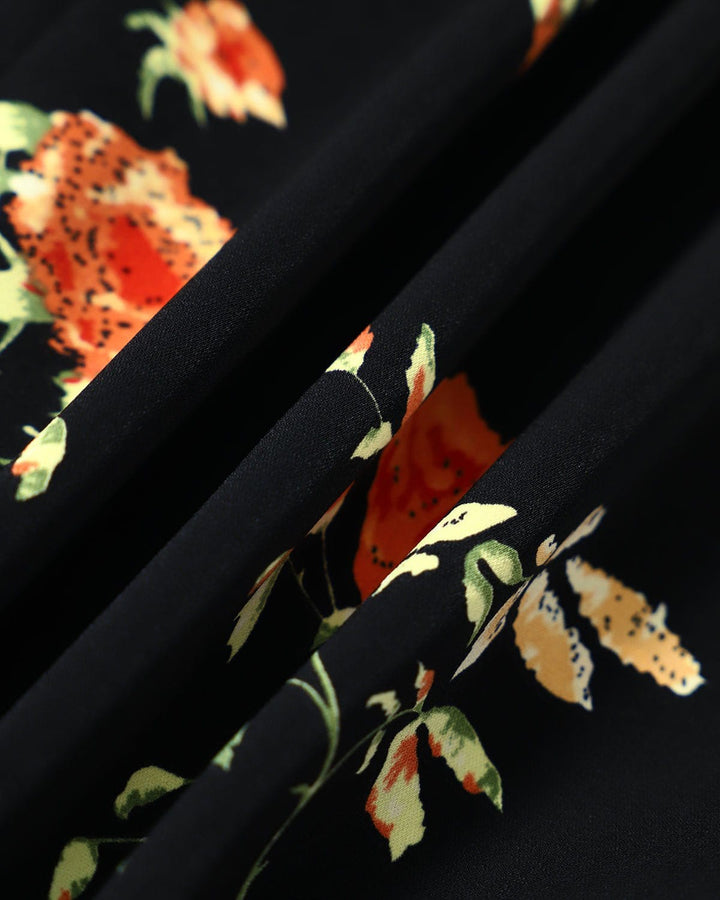 Abito estivo midi floreale nero con scollo a V e maniche corte