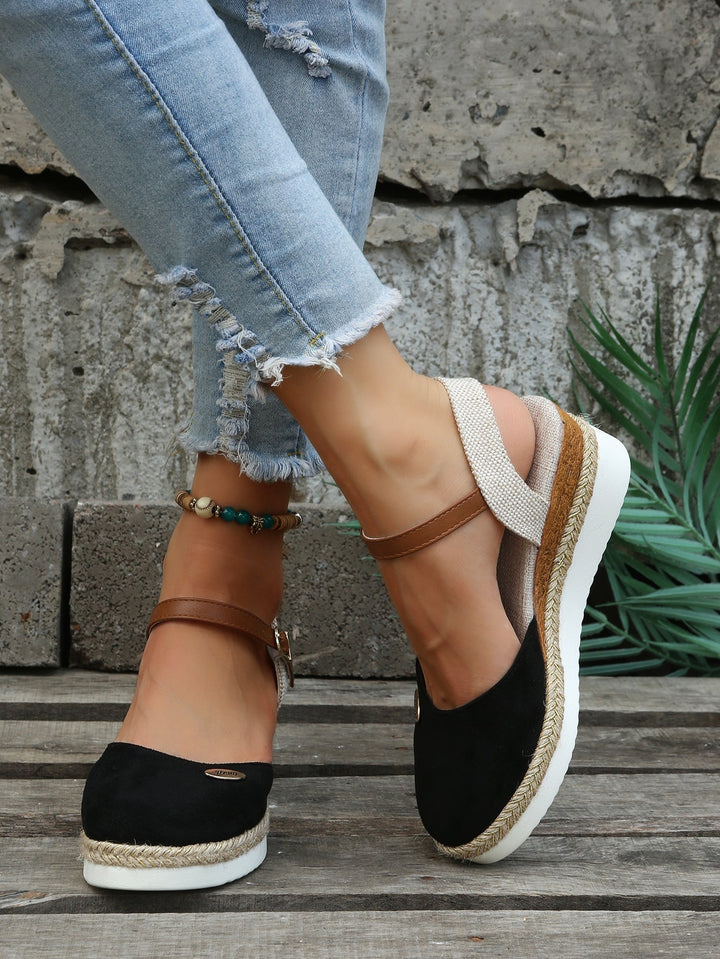 Elegante Espadrillas Lillian Punta Chiusa Plateau