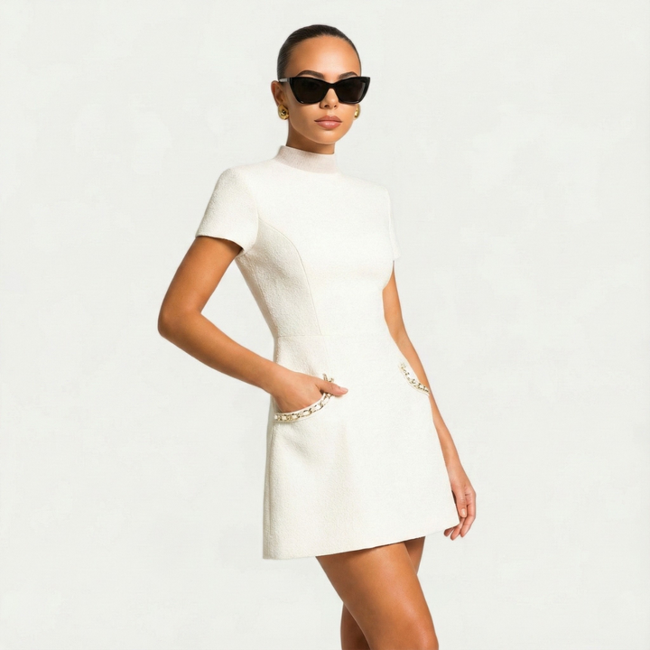 Minigonna da donna con bordi in perle