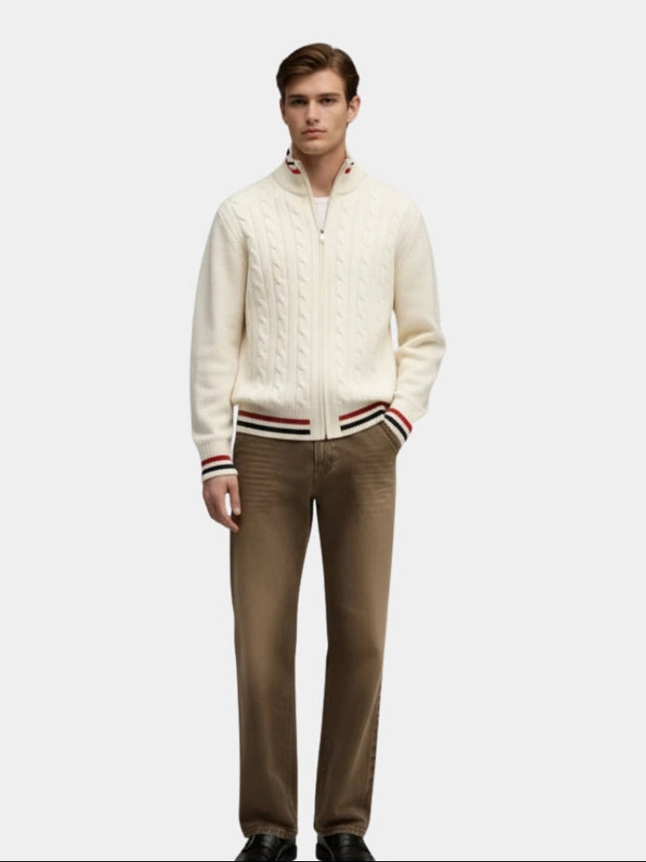 Maglione essenziale con collo alto e mezza zip