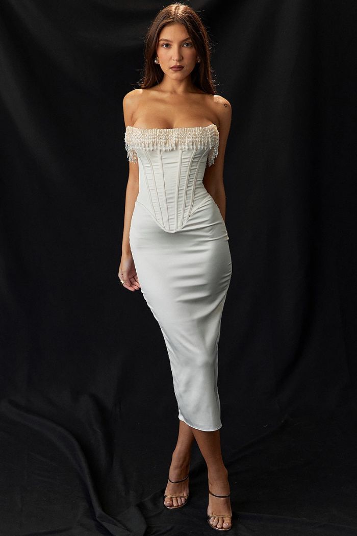 Elegante Abito Lungo Sharlene Senza Spalline