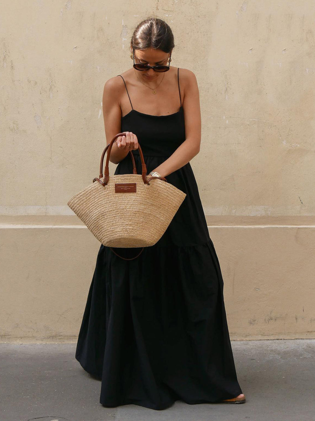 Elegante Abito Lungo Schiena Scoperta Scollo Profondo