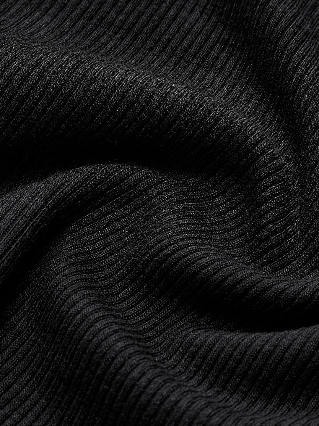 Top elegante a maniche lunghe con bordino
