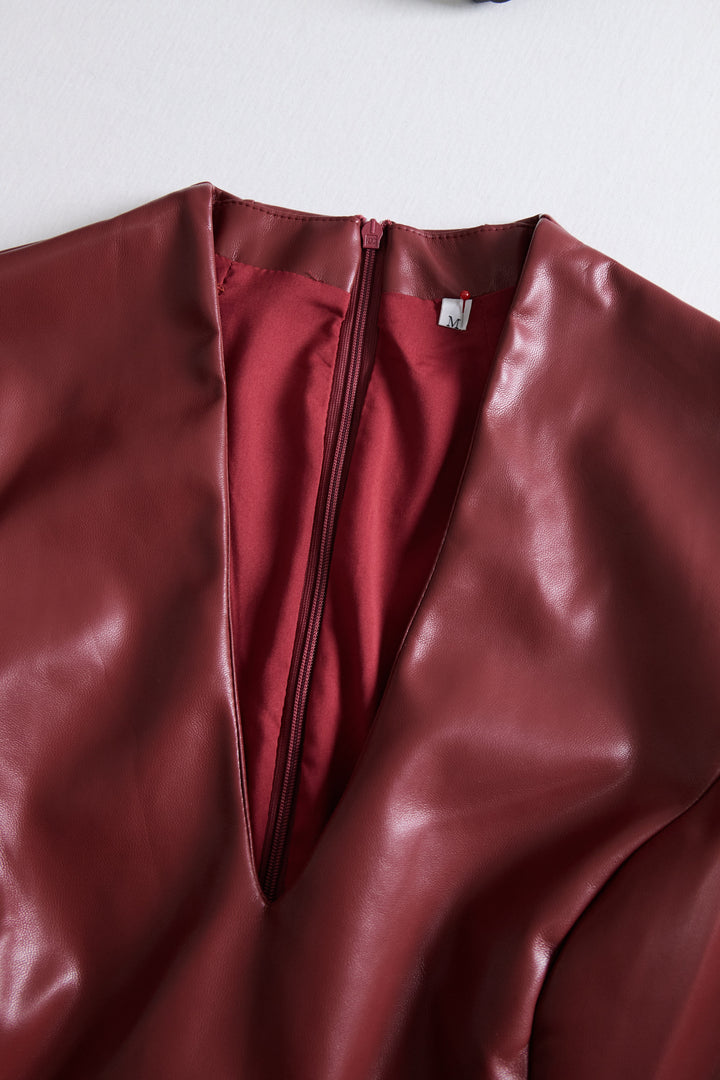 Lia  - Abito aderente da donna nero con scollo a V e maniche lunghe