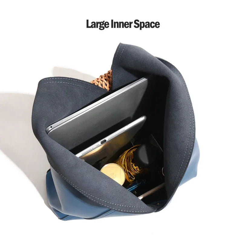 Sienna | Borsa morbida con manico superiore