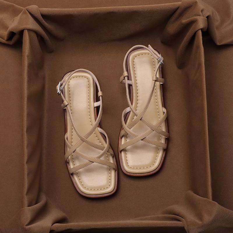 Sandali con cinturini in pelle italiana