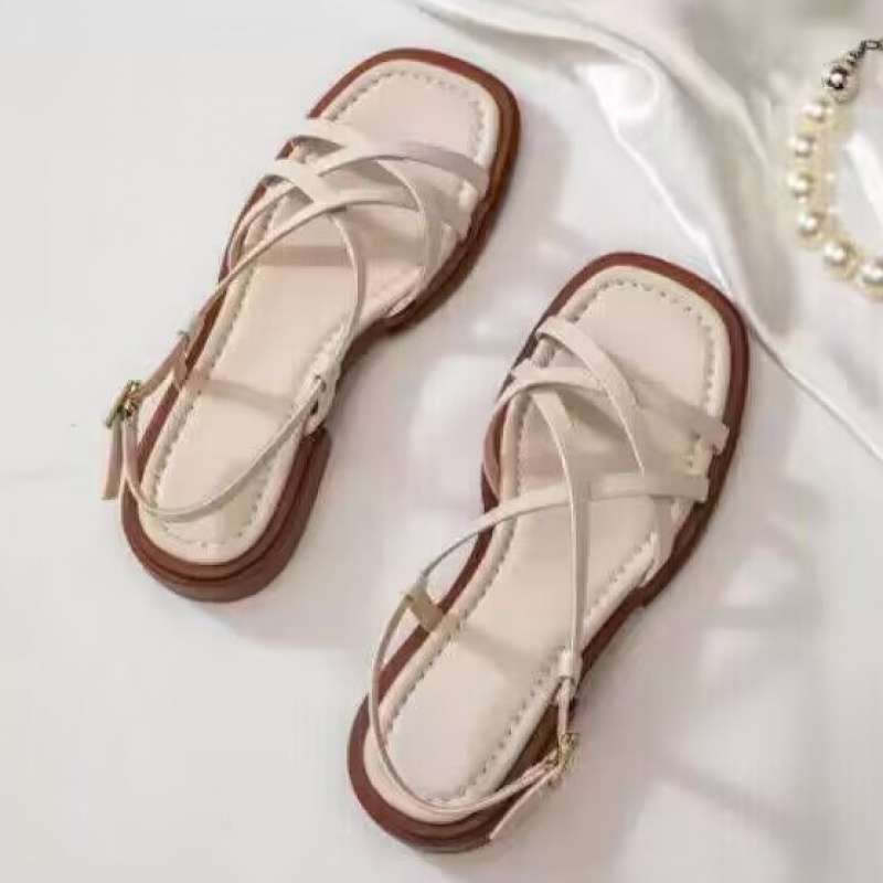 Sandali con cinturini in pelle italiana