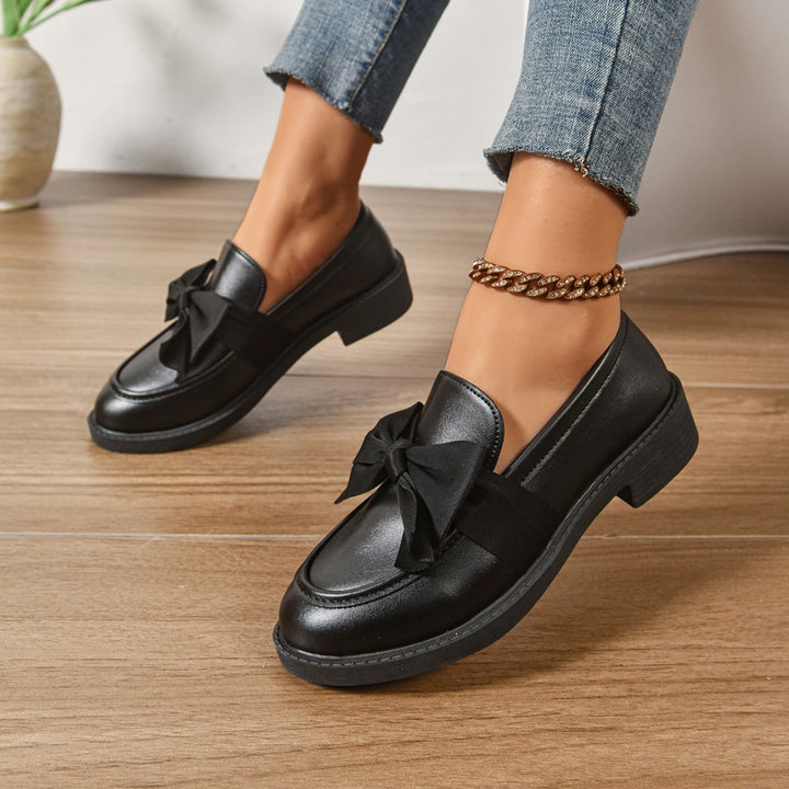 Eleganti Mocassino Donna Vernice con Fiocco Tacco Basso