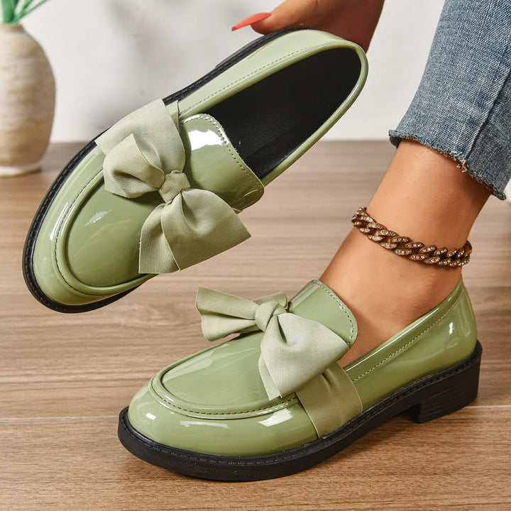 Eleganti Mocassino Donna Vernice con Fiocco Tacco Basso