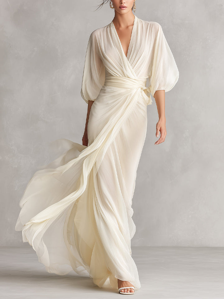Abito Lungo in Chiffon Avorio con Maniche a Sbuffo e Drappeggio