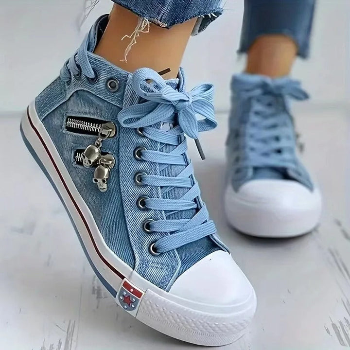 Sneakers Donna in Denim dal Design Urbano