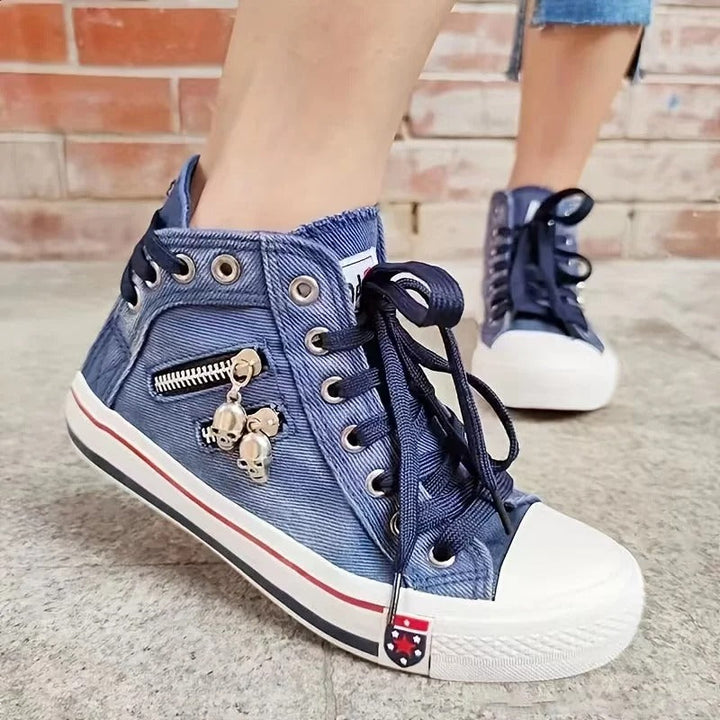 Sneakers Donna in Denim dal Design Urbano
