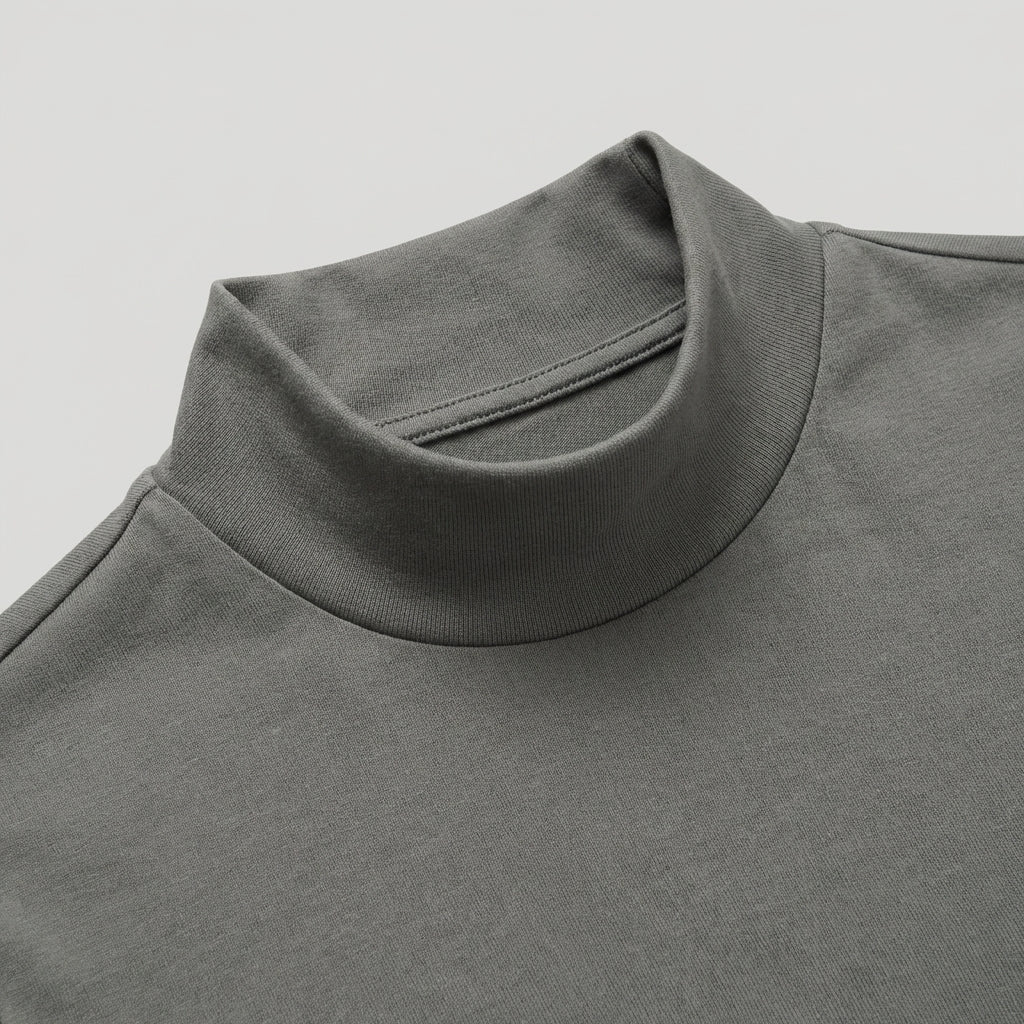 Maglietta casual Maglietta casual a collo alto