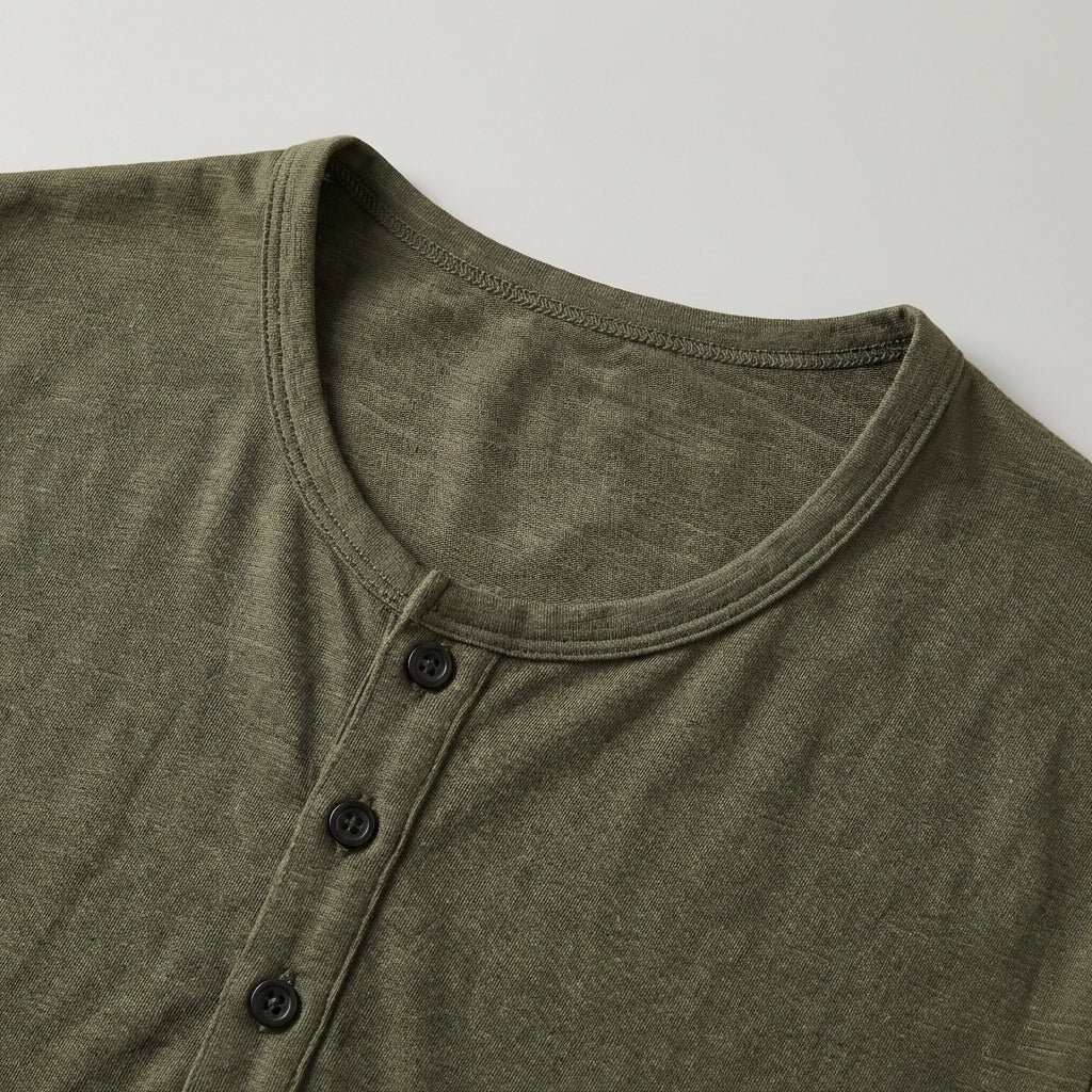 Maglietta a maniche lunghe con collo Henley