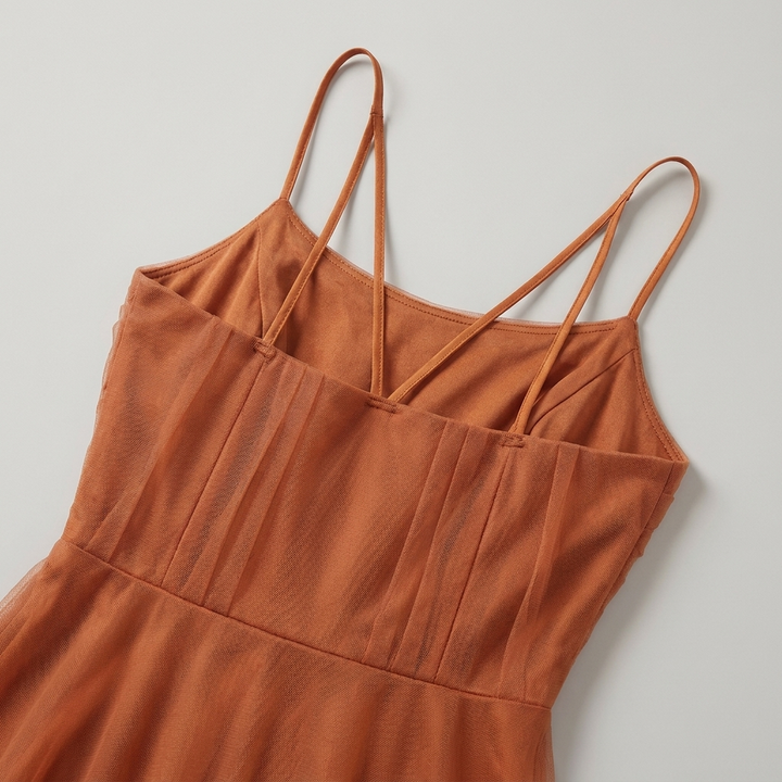 Abito midi donna elegante caramello