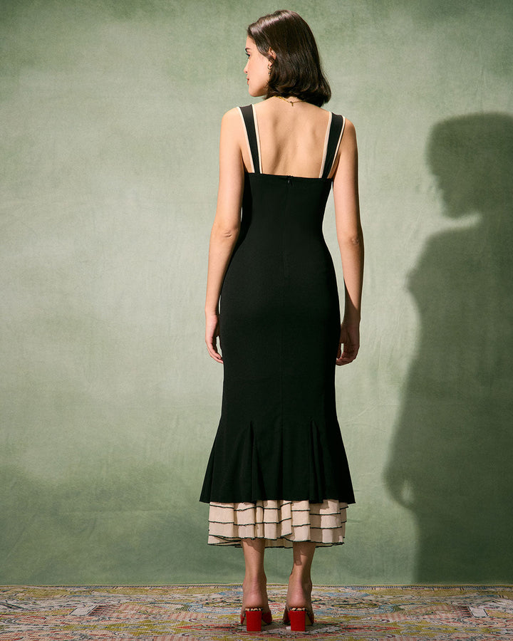 Elegante Abito Lungo Nero Scollo Cuore Donna