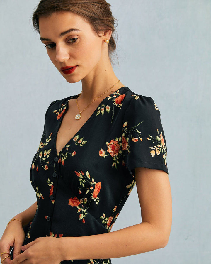 Abito estivo midi floreale nero con scollo a V e maniche corte