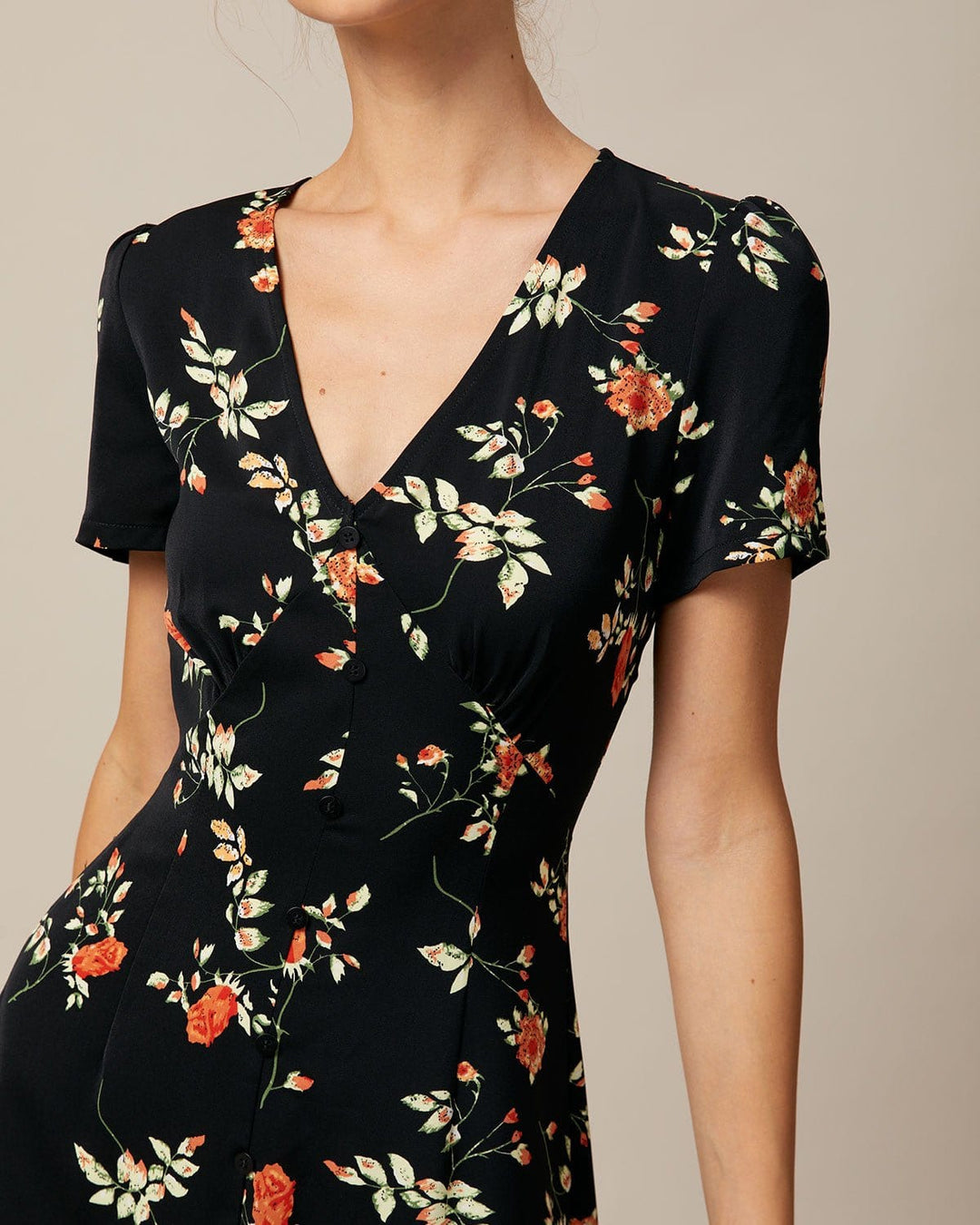 Elegante Abito Mini Floreale Scollo a V Abbottonato Linea A