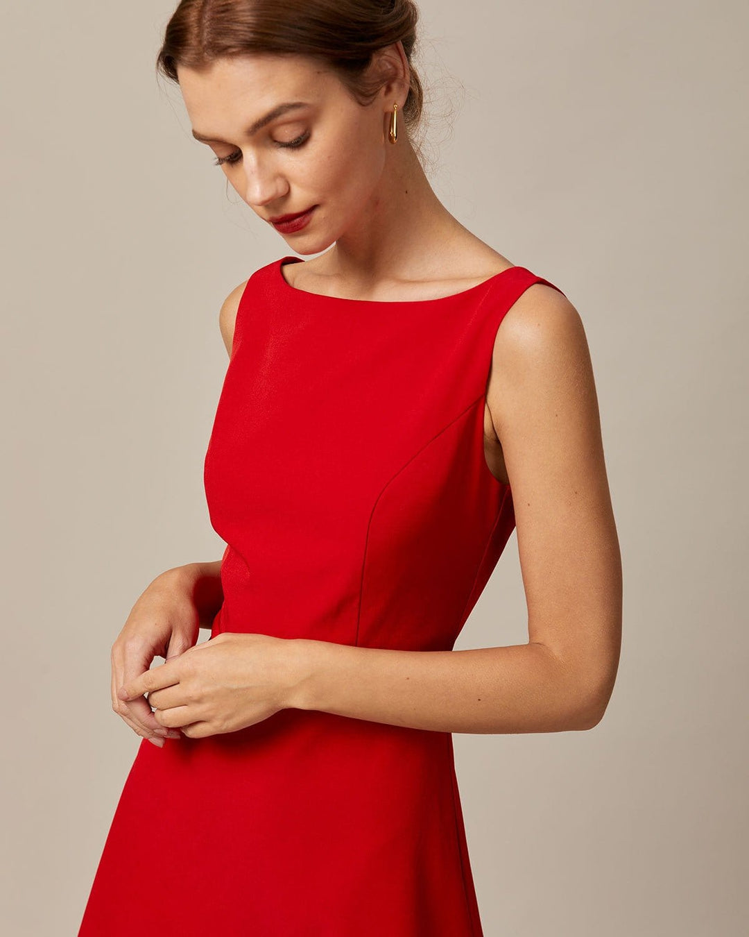 Elegante Abito Mini Rosso Scollo Barca Donna