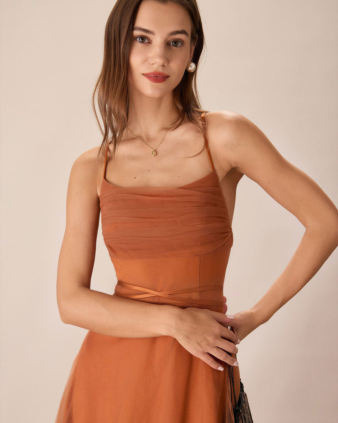 Abito midi donna elegante caramello